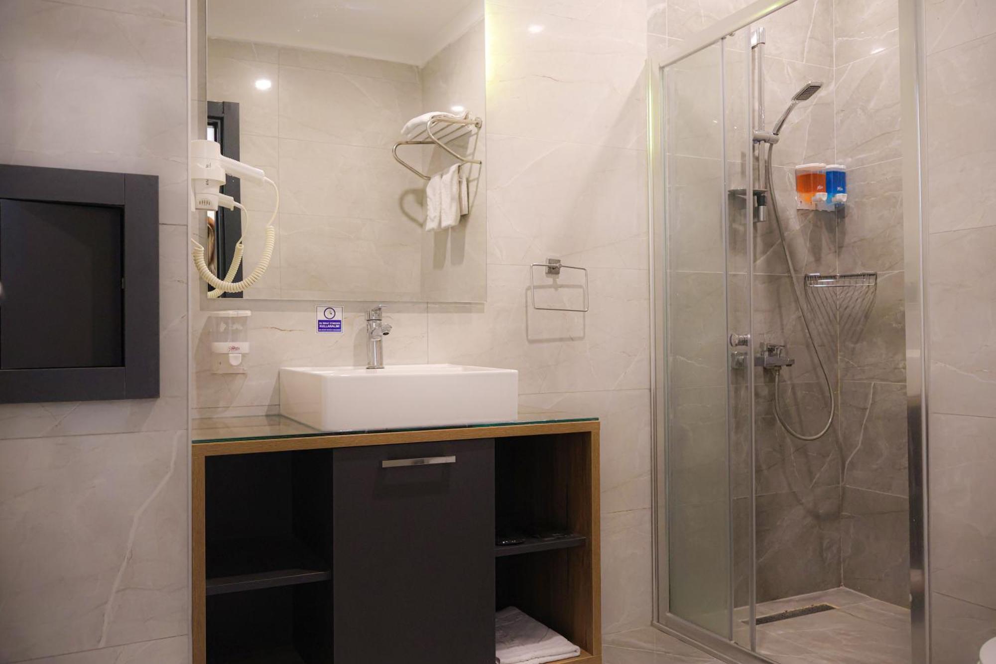 איסטמבול Home Plus Hotel מראה חיצוני תמונה