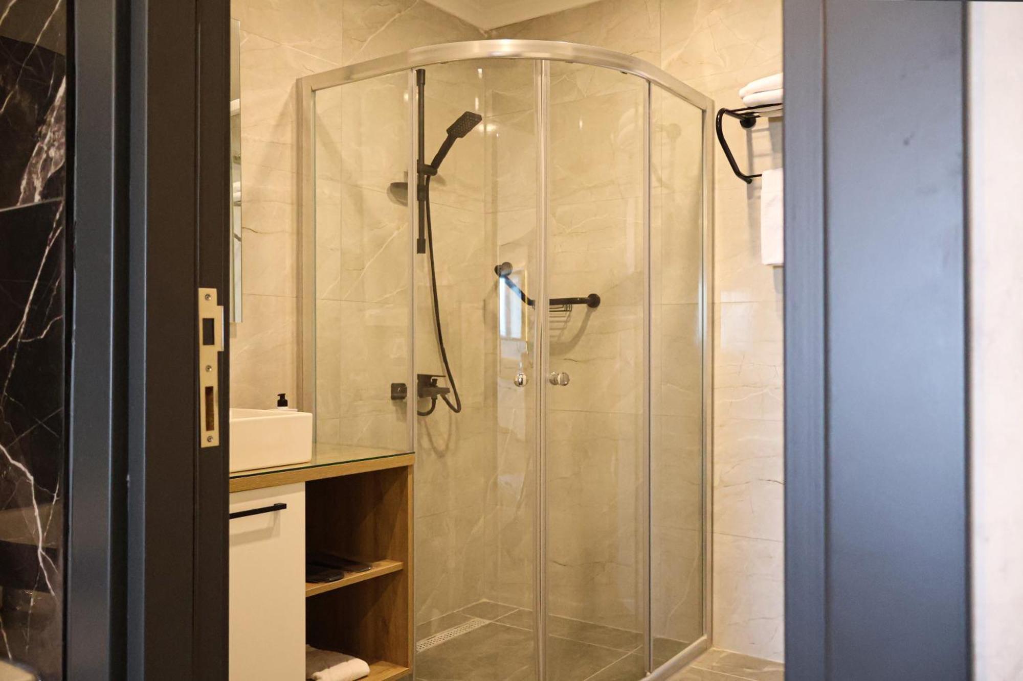 איסטמבול Home Plus Hotel מראה חיצוני תמונה