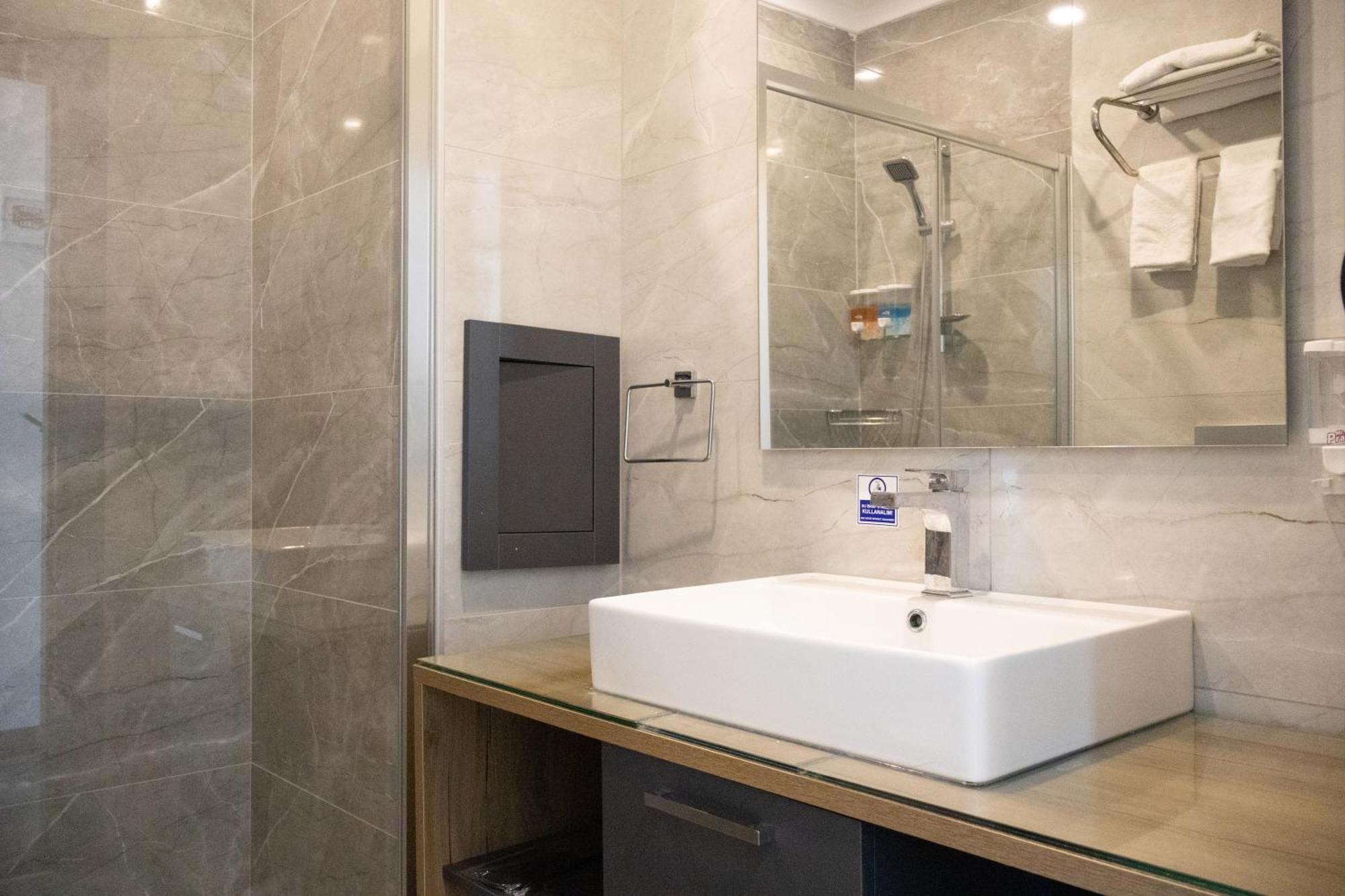 איסטמבול Home Plus Hotel מראה חיצוני תמונה